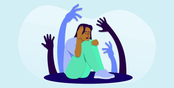 Panické ataky mohou být pro pacienta až tak stresující, že se začne vyhýbat všem možný spouštěčům a raději uchýlí k samotě a na mistě, kde se cítí nejbezpečněji